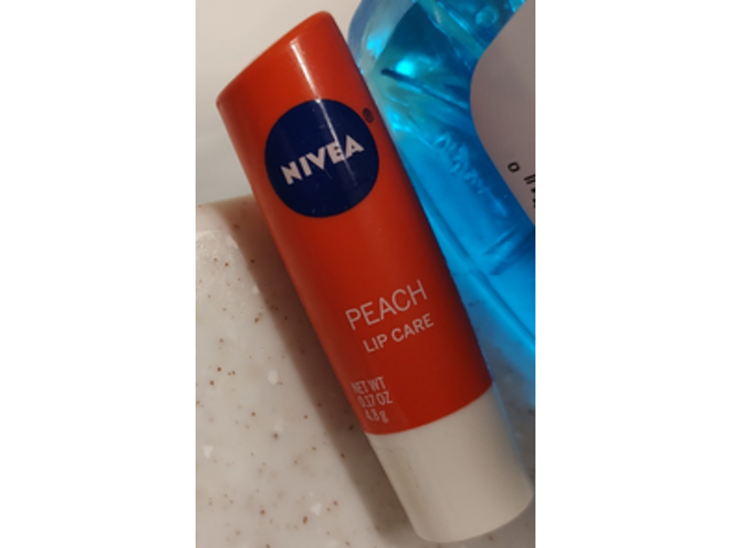 Nivea Lipcare, Peach, 4.3 g