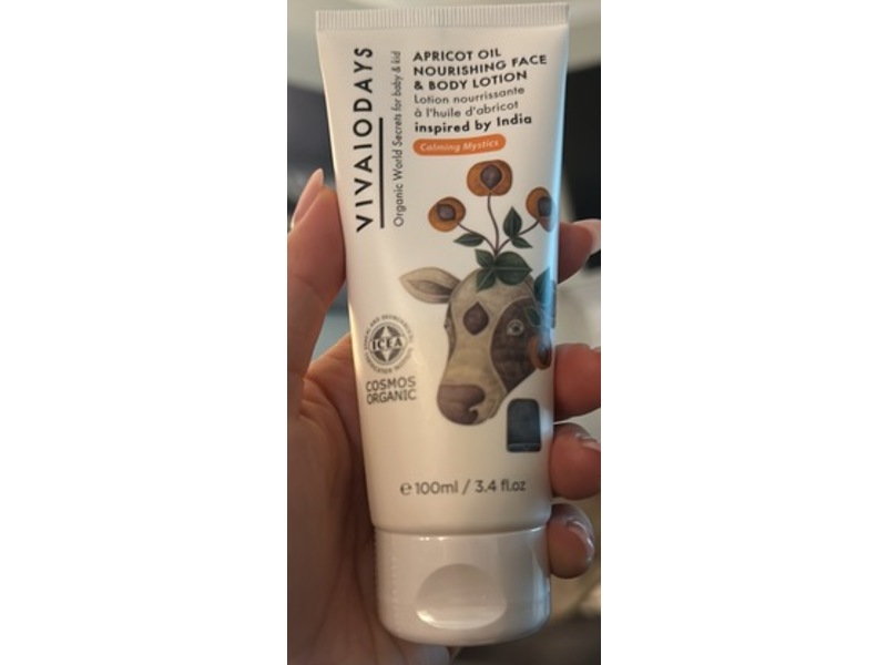 Vivaiodays Nourishing Face & Body Lotion, Organic Apricot Oil, 3.4 fl oz/100 mL