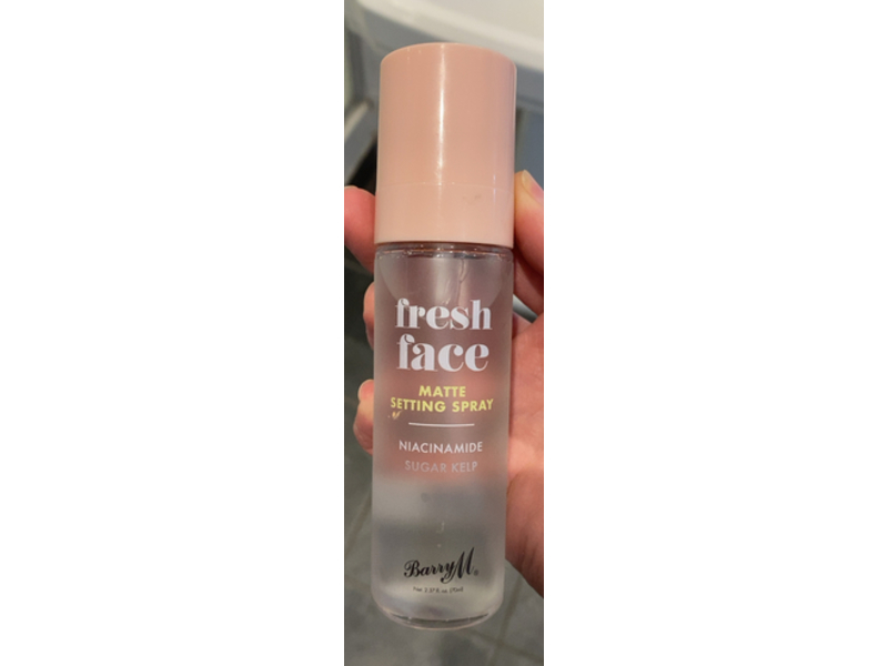 Barry M Fresh Face Matte Setting Spray, Niacinamide, 2.37 fl oz/70 mL