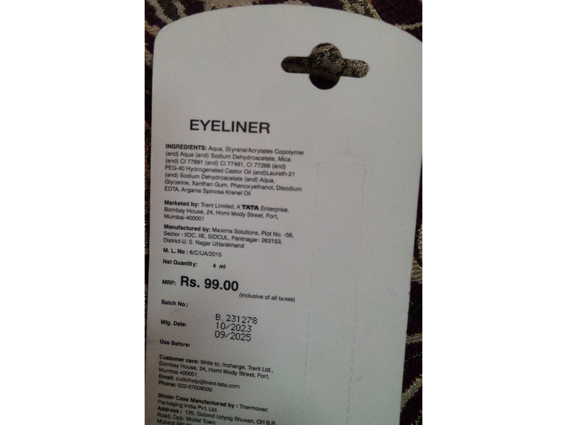 Zudio Shimmer Eyeliner, Black, 4 mL