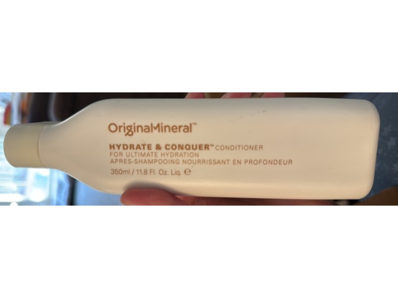 O&M Hydrate And Conquer Conditioner, 11.8 fl oz/350 mL