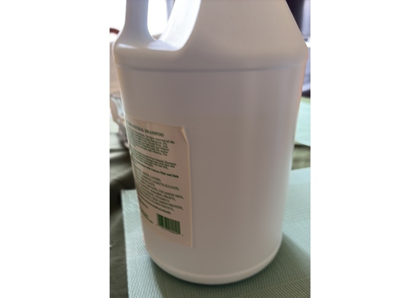 Unicure Natural Shampoo, 12 fl oz/355 mL