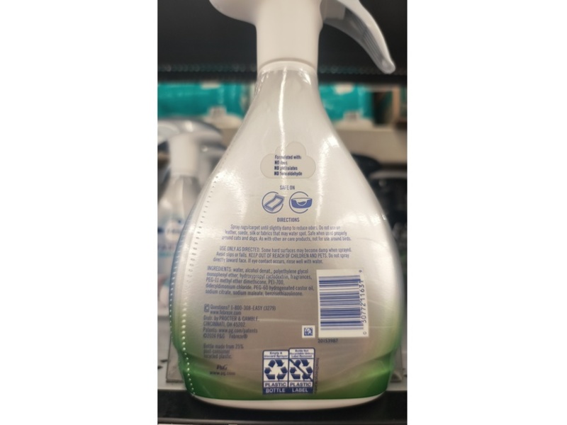 Febreze Carpet Heavy Duty Odor Fighter Fabric Refresher, Rainforest Breeze, 27 fl oz/800 mL