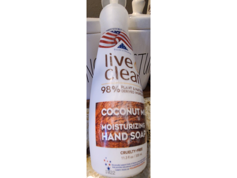 Live Clean Moisturizing Hand Soap, Coconut Milk, 11.3 fl oz/335 mL