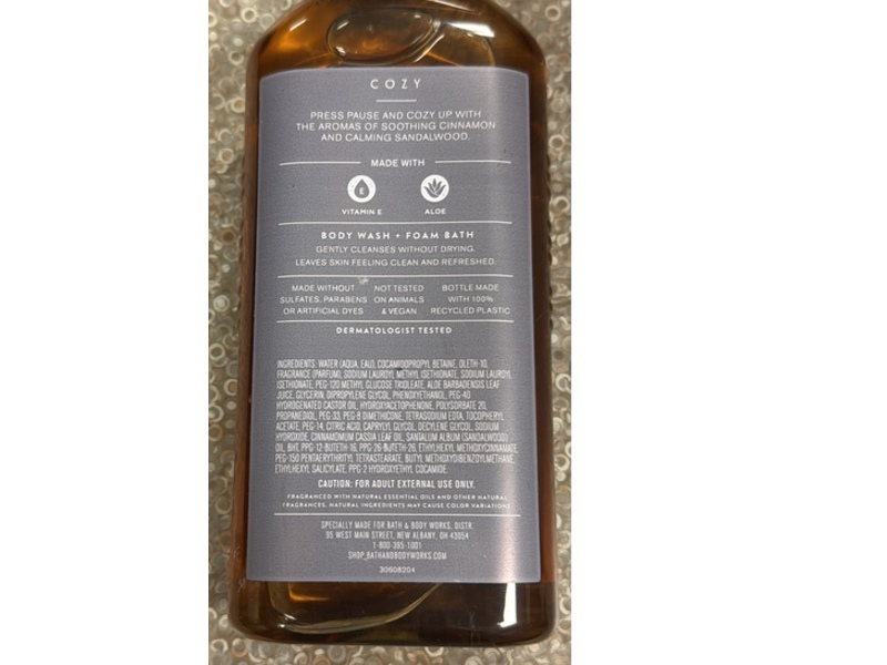 Bath & Body Works Cozy Cinnamon & Sandalwood Body Wash + Foam Bath, Vitamin E + Aloe, 10 fl oz/295 mL