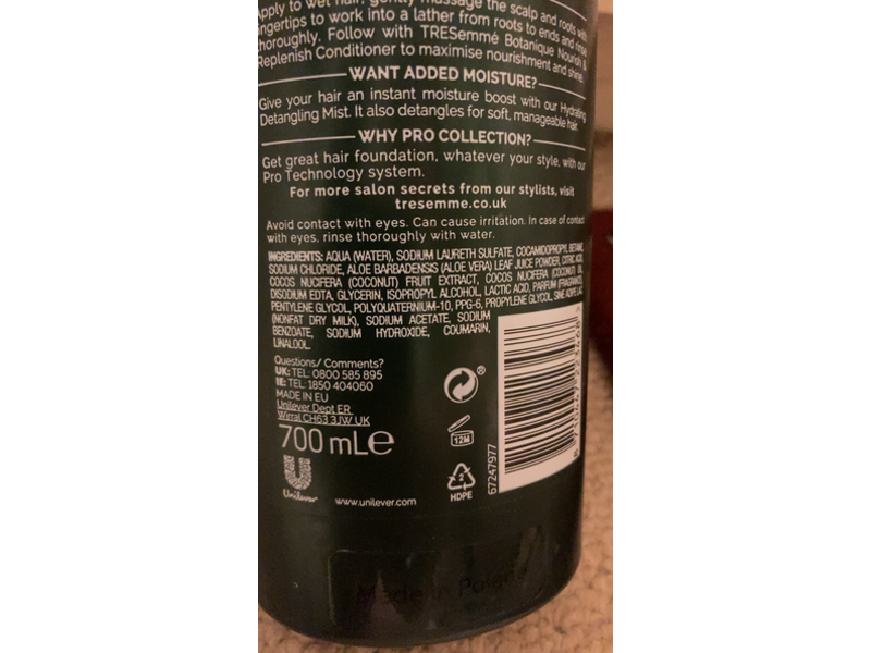 TRESemme Botanique Nourish & Replenish Shampoo, Cconut Oil & Aloe Vera, 700 mL