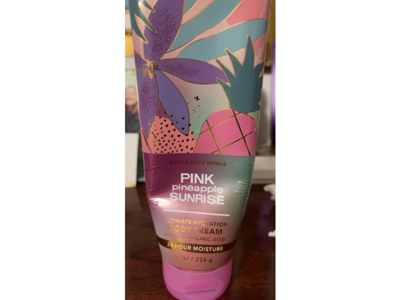 Bath & Body Works Pink Pineapple Sunrise Ultimate Hydration Body Cream, Hyaluronic Acid, 8 oz/226 g