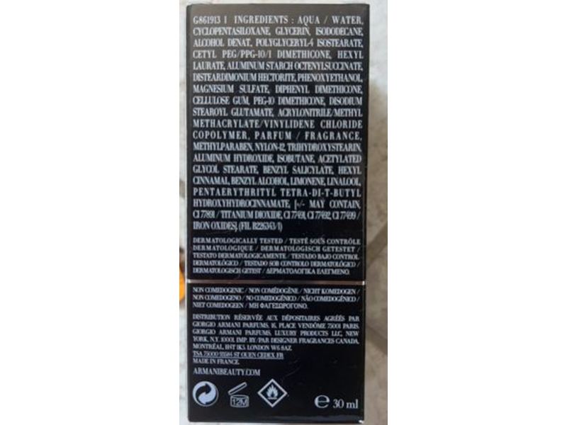 Giorgio Armani Luminous Silk Perfect Glow Flawless Foundation, 5.9 Medium, Neutral, 1 oz/30 mL