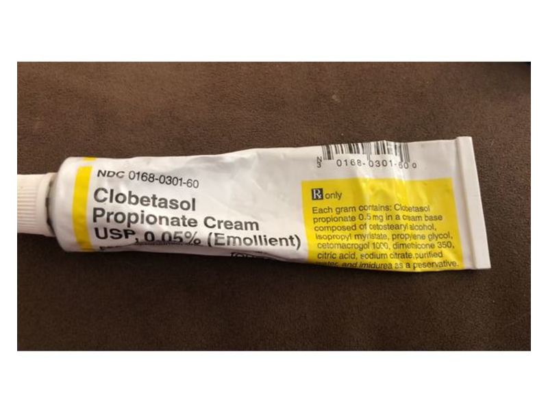clobetasol propionate cream glutathione Kojic White Face Fast Action MamaTega Stop letting redness and itching