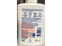 E45 Dry Scalp Shampoo, 250 mL - thumbnail 3