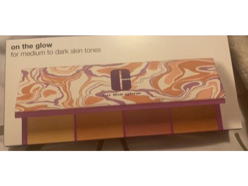 Clinique On the Glow Tones Face Palette, Medium to Dark Skin