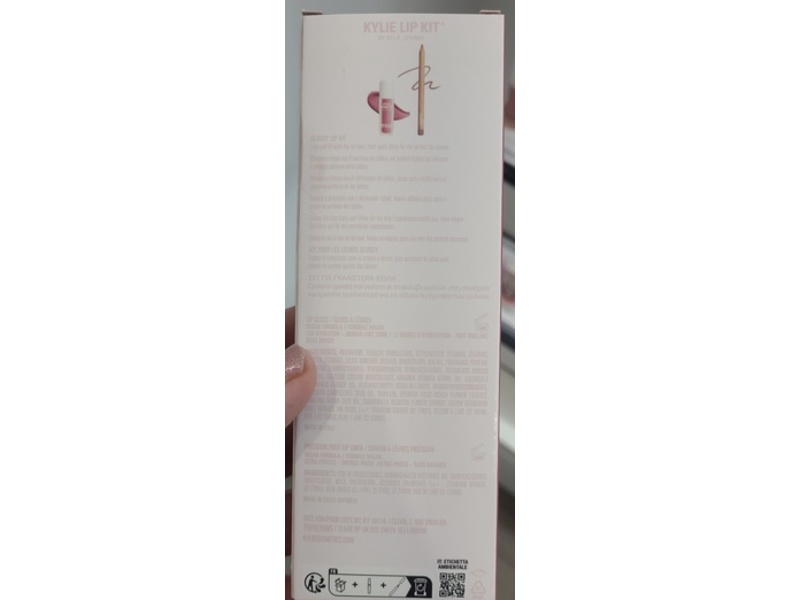 Kylie Cosmetics Glossy Lip Kit, Kylie