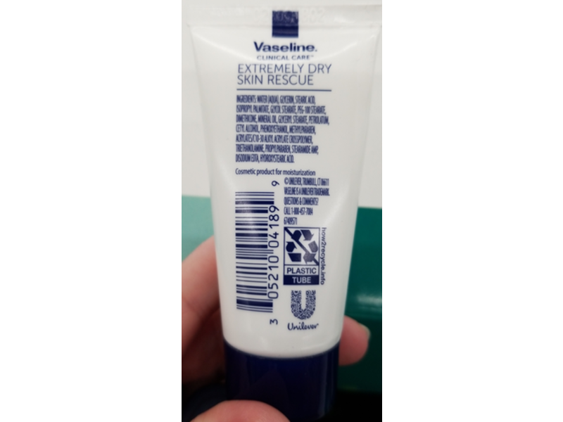 Vaseline Extremely Dry Skin Rescue Healing Moisture Lotion, 1 fl oz/30 mL