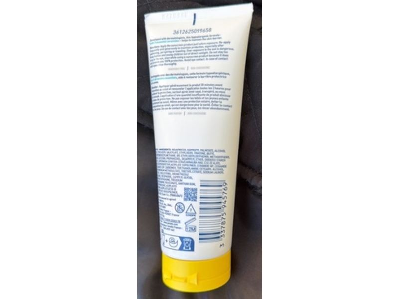 CeraVe Invisible Hydrating Sunscreen, SPF 50+, 2.5 fl oz/75 mL