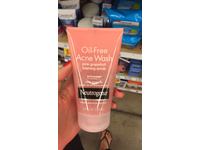 Neutrogena Oil-Free Acne Wash Foaming Scrub, Pink Grapefruit, 4.2 Ounce - thumbnail 2