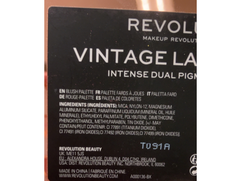 Revolution Pink Vintage Lace Blush Palette