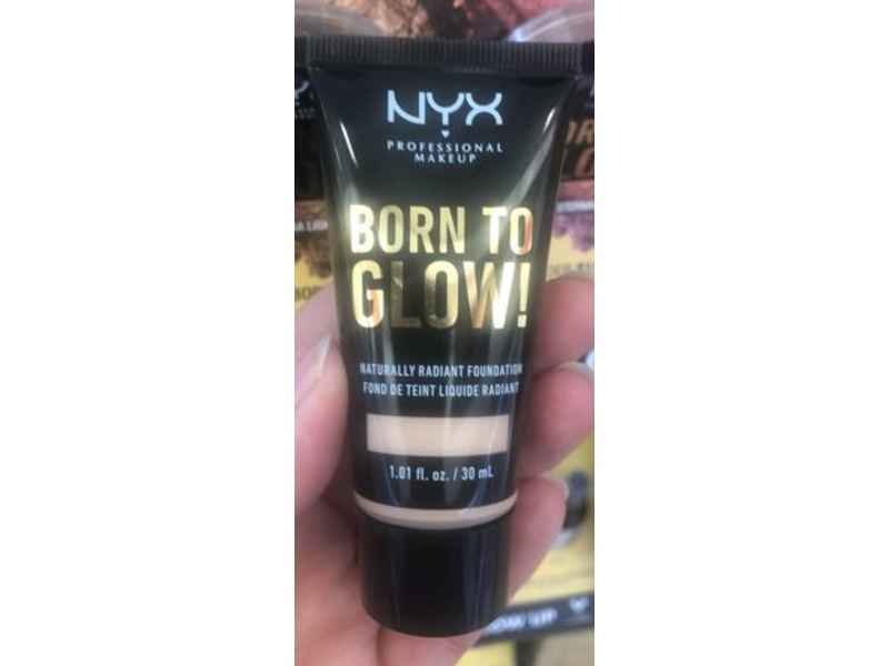 NYX Professional Makeup Born To Glow Foundation, Light, 1.01 fl oz/30 mL