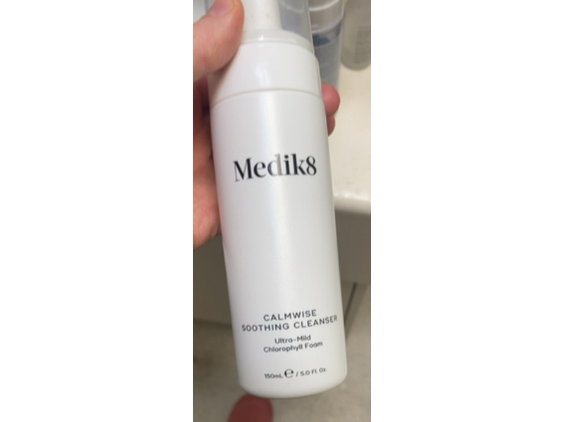 Medik8 Calmwise Soothing Cleanser, 5.0 fl oz/150 mL