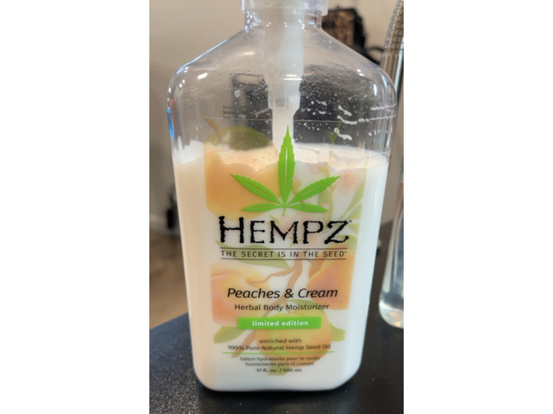 Hempz Herbal Body Moisturizer, Peaches & Cream, 17 fl oz/500 mL