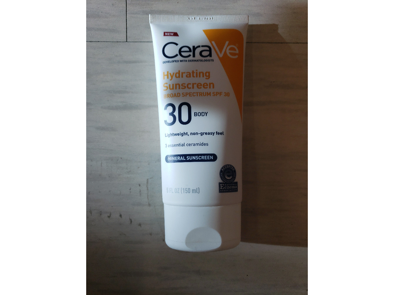 CeraVe Hydrating Mineral Sunscreen Body Lotion, SPF 30, 5 fl oz/150 mL
