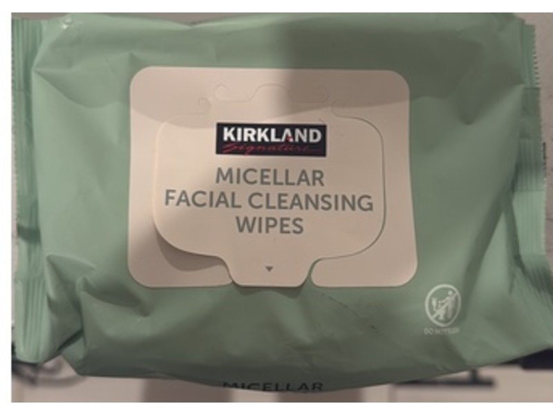 Kirkland Signature Micellar Facial Wipes, 30 Count