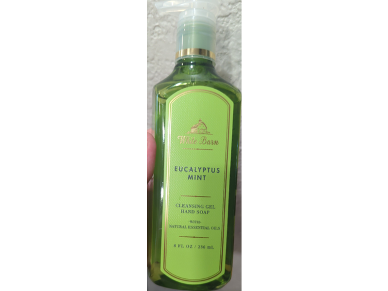 Bath & Body Works Cleansing Gel Hand Soap, Eucalyptus Mint, Essential Oils, 8 fl oz/236 mL