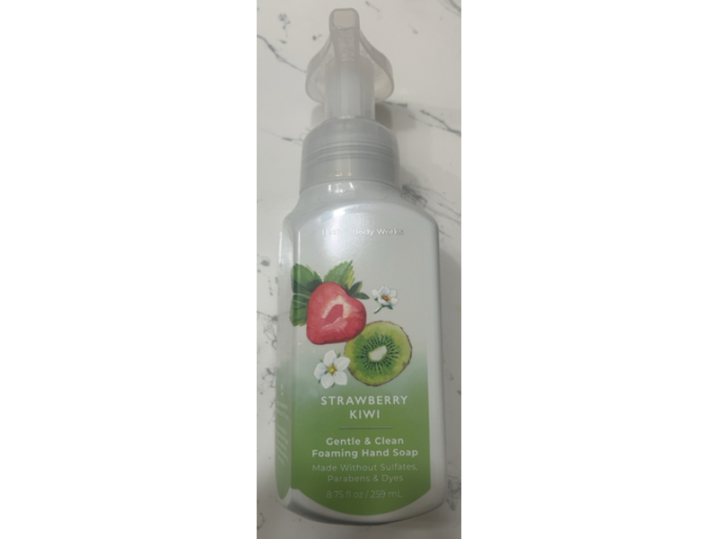Bath & Body Works Gentle & Clean Foaming Hand Soap, Strawberry Kiwi, 8.75 fl oz/259 mL