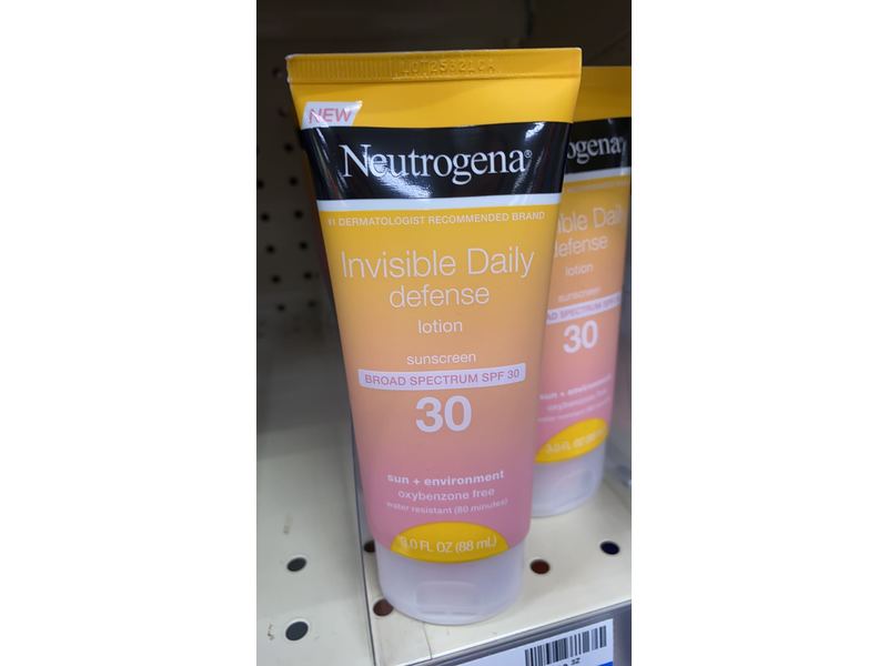 Neutrogena Invisible Daily Defense Lotion, Oxybenzone Free, SPF 30, 3 fl oz/88 mL
