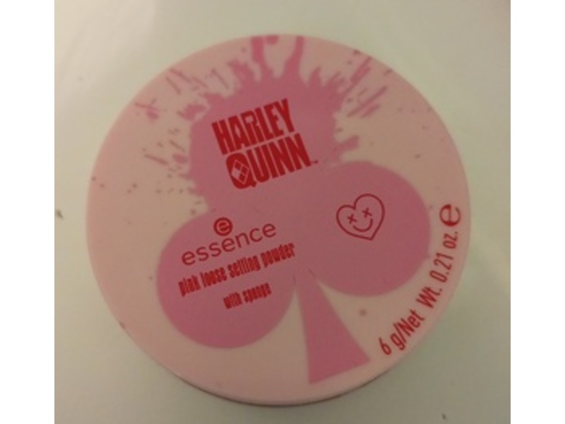 Essence Harley Quinn Pink Loose Setting Powder, 01 Harley Vibes, 0.21 oz/6 g