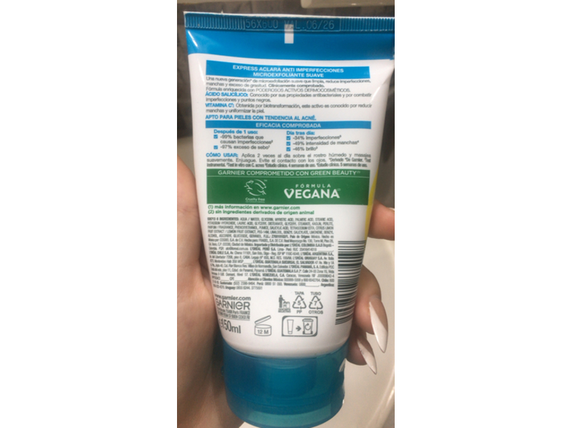 Garnier Active Express Anti-Imperfection Micro-Exfoliant Cleanser, 142 g/150 mL