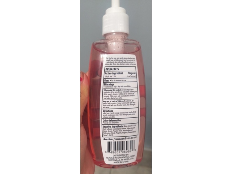XtraCare Facial Cleanser Acne Wash, 6.78 fl oz/200 mL