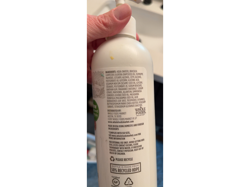 365 Everyday Value Maximum Moisture Body Lotion, 16 fl oz/473 mL