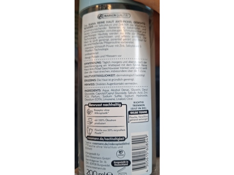 Isana Anti-Pimple Facial Toner, 200 mL