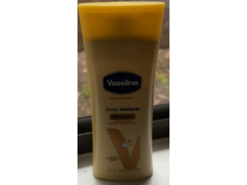 Vaseline Intensive Care +Ultra Hydration Lipid Lotion, Deep Restore, 225 mL