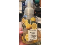 Bath & Body Works Gentle Foaming Hand Soap, Kitchen Soap, 8.75 fl oz/259 mL - thumbnail 2