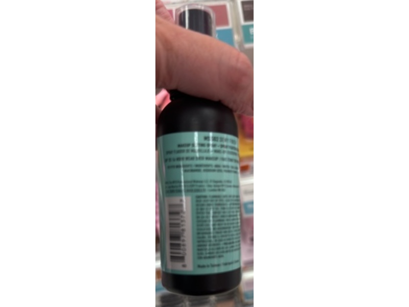 Nyx Professional Makeup Dewy Finish Makeup Setting Spray, 2.03 fl oz/60 mL