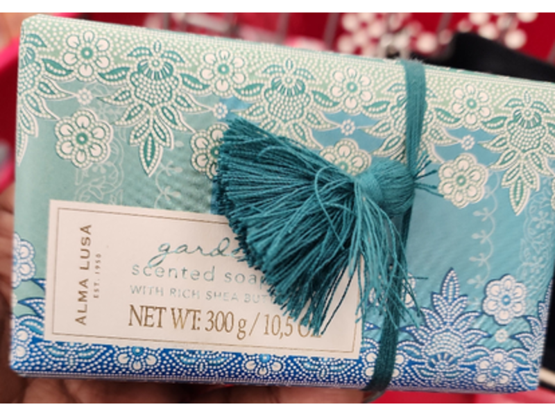 Alma Lusa Soap Bar, Gardenia Scented, Rich Shea Butter, 10.5 oz/300 g