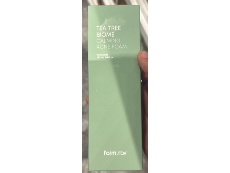 Farm Stay Calming Acne Foam, Tea Tree Biome, 6.06 fl oz/180 mL