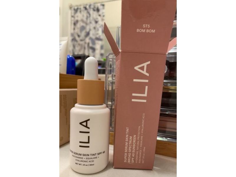 Ilia Super Serum Skin Tint, SPF 40, Bom Bom ST-5, 1 fl oz/30 mL