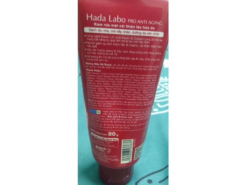 Hada Labo Pro Anti-Aging Lifting Facial Cleanser, 80 g
