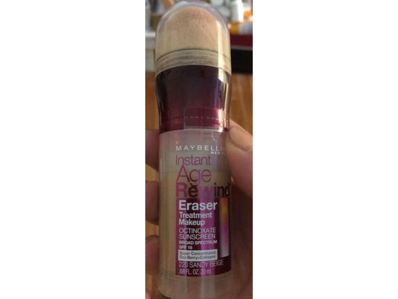 Maybelline New York Instant Age Rewind Eraser Treatment Makeup, 220 Sandy Beige, SPF 18, 0.68 fl oz/20 mL