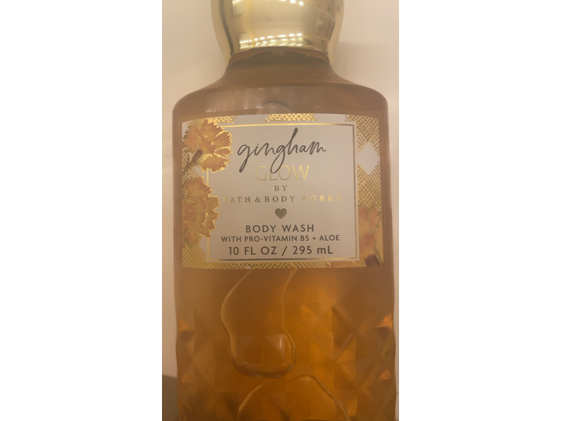 Bath & Body Works Gingham Glow Body Wash, Pro-Vitamin B5 + Aloe, 10 fl oz/295 mL