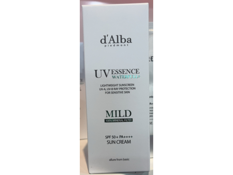 d'alba UV Essence Waterfull+ Lightweight Sunscreen, SPF 50+ PA++++, 2.7 fl oz/50 mL