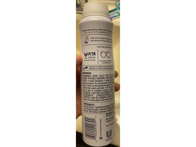 Dove Deodorant Spray, Cotton Flower & Sandalwood, 4 oz/113 g, Pack Of 3