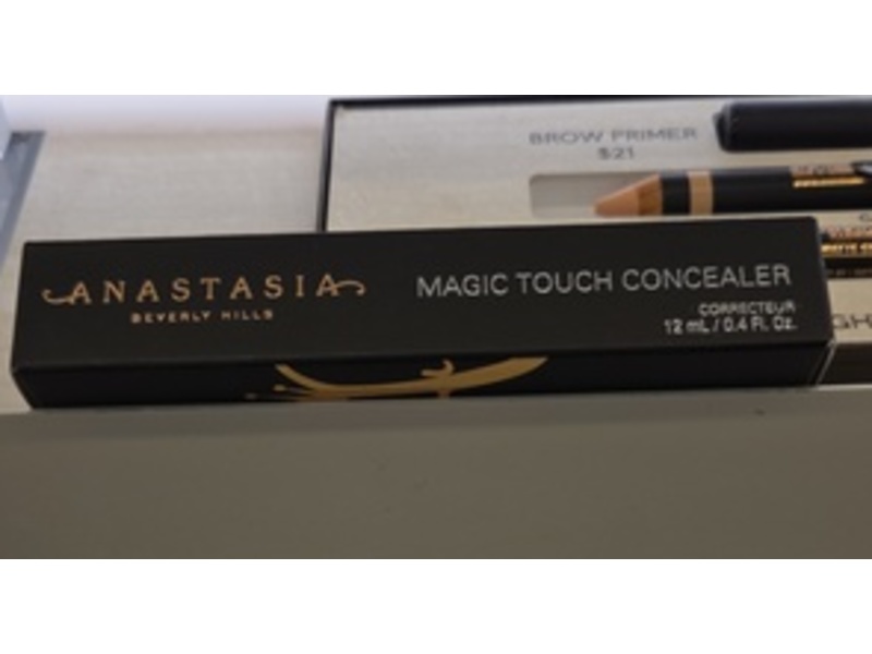 Anastasia Beverly Hills Magic Touch Concealer, 25 Very Deep, 0.4 fl oz/12 mL