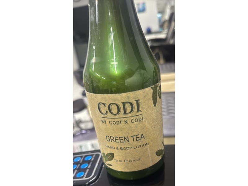 Codi Hand & Body Lotion, Green Tea, 25 fl oz/750 mL