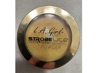 L.A. Girl Strobe Lite Strobing Powder, 60 Watt, 0.19 oz/5.5 g - Image 3