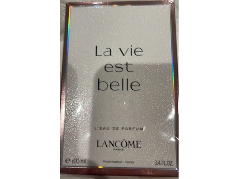 Lancome La Vie Est Belle L' Eau De Parfum Spray, 3.4 fl oz/100 mL