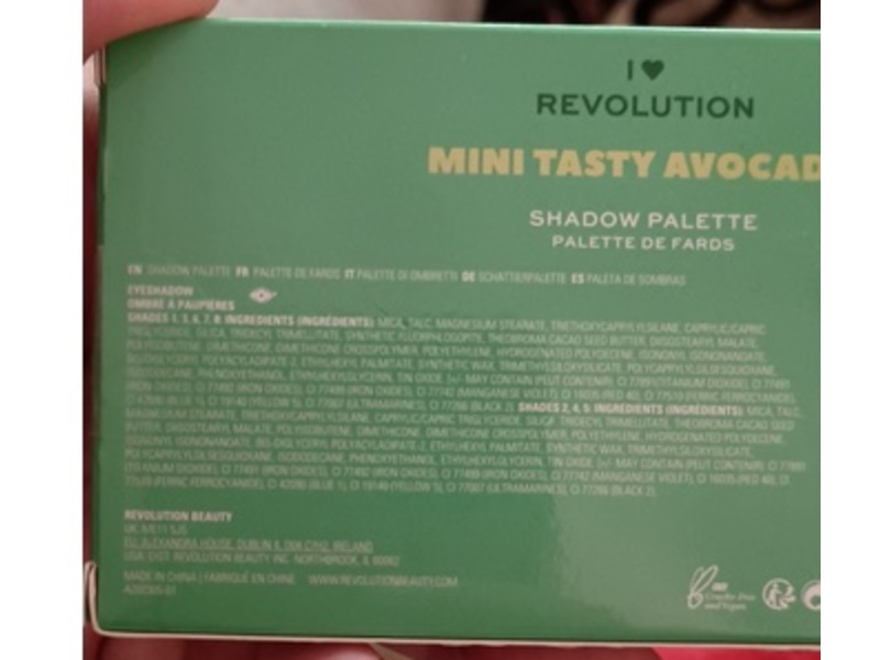 Makeup Revolution Mini Tasty Shadow Palette, Avocado, 0.047 oz/1.35 g