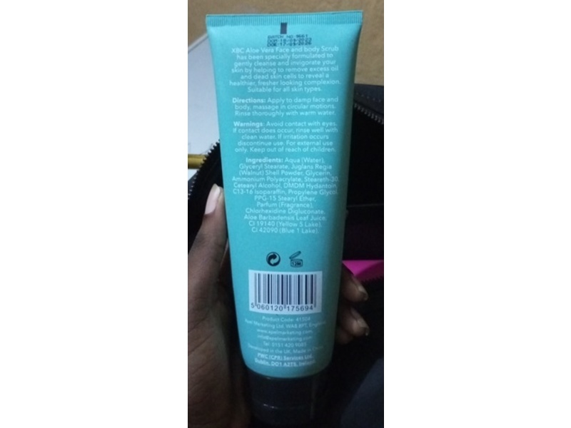 Xbc Face & Body Scrub, Aloe Vera Extracts, 8.45 fl oz/250 mL